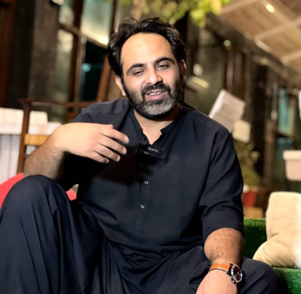 File:Tehzeeb Hafi.png